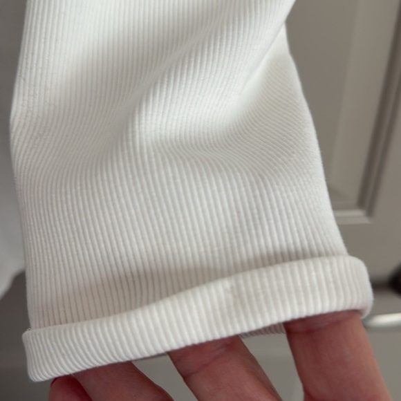 NWT Chicos Ivory ribbed V-Neck top 3/4 length sleeves sz 2 (equiv sz 12-14) - Picture 5 of 8